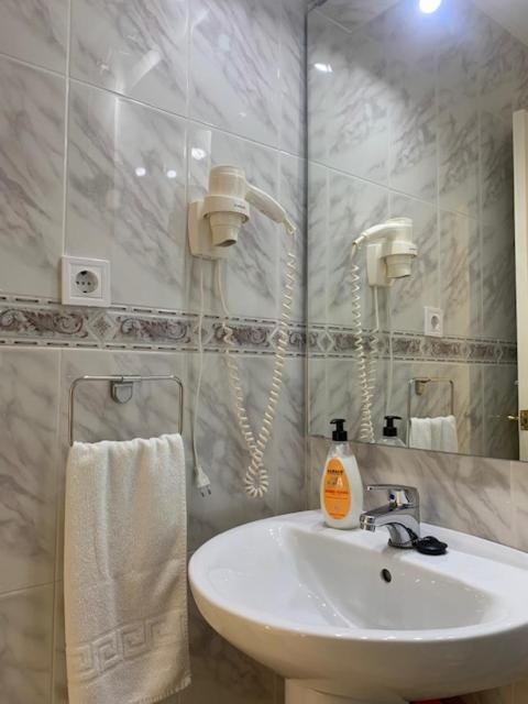Апартаменти Edif Casablanca Нерха Екстер'єр фото